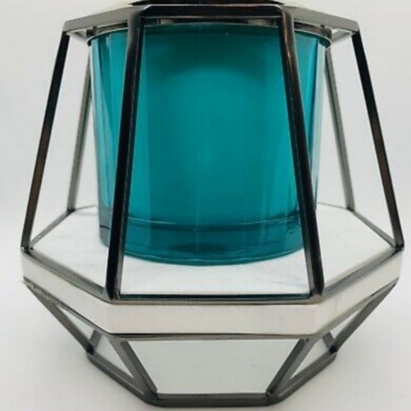 Bath & Body Works Geometric Pedestal Candle Holder - Picture 4 of 6